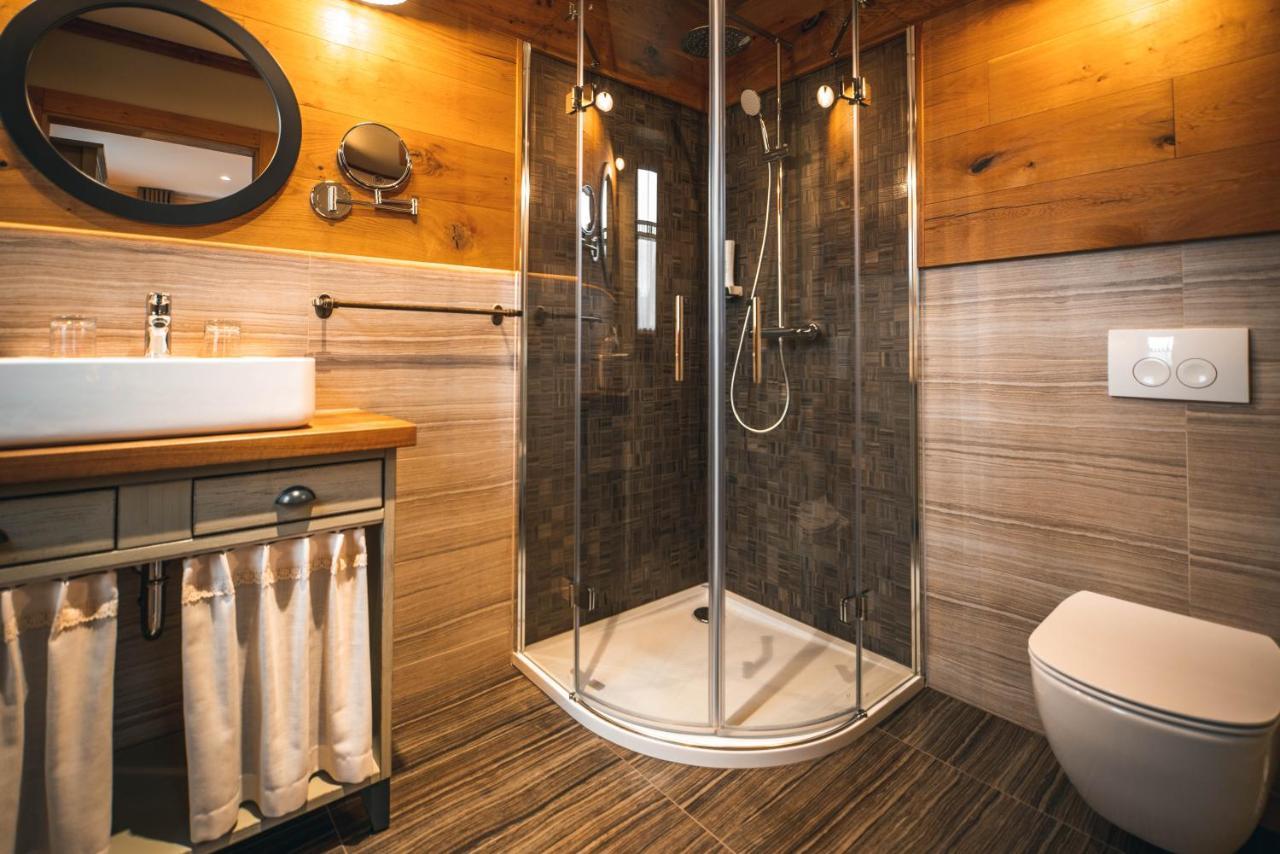Hotel Zamorc Škofja Loka エクステリア 写真