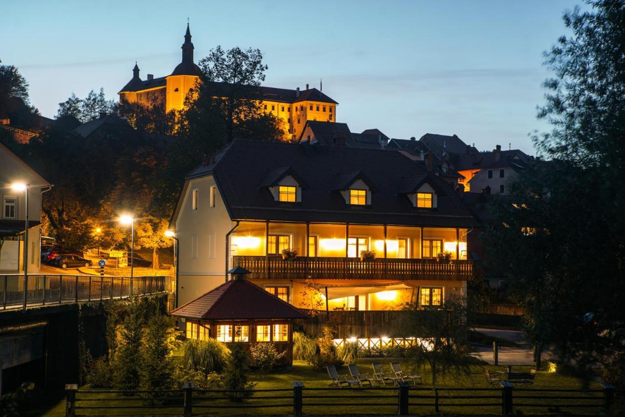 Hotel Zamorc Škofja Loka エクステリア 写真